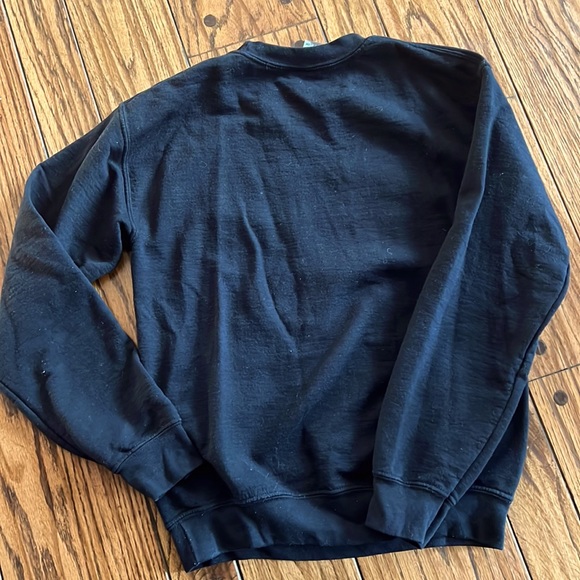 SERIAL KILLER DOCUMENTARIES AND CHILL sweatshirt - Picture 2 of 2